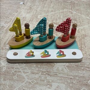 LOVEVERY Wooden Pattern Match Boats & Cards Set for Creative Play